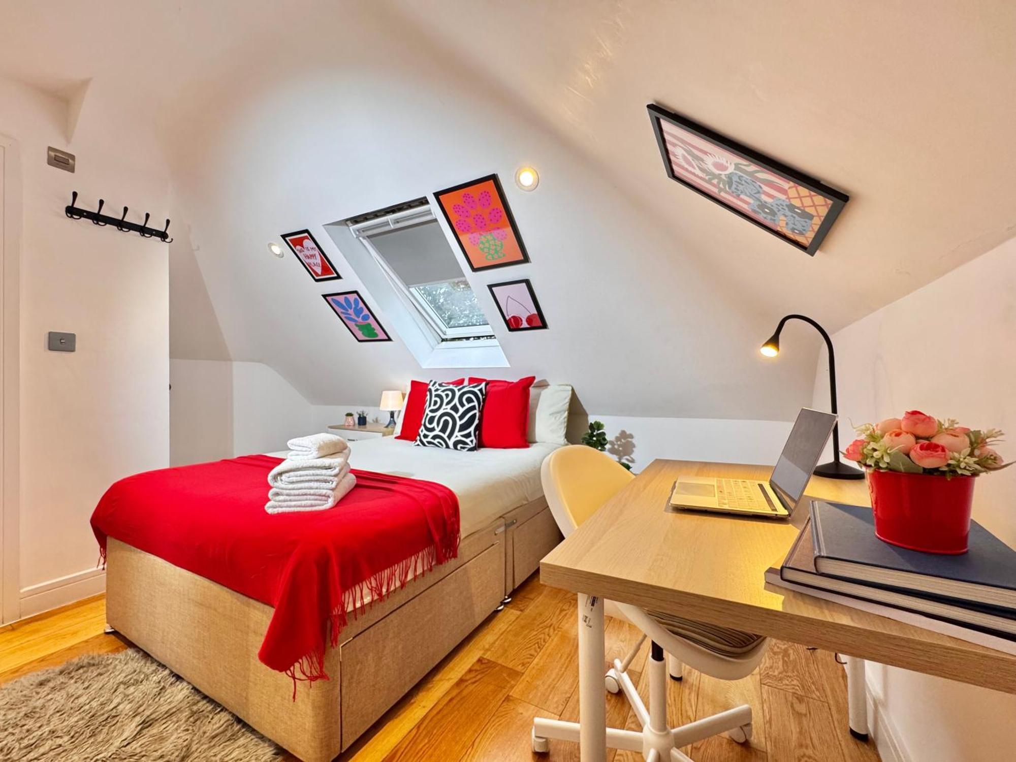 En-Suites With Free Parking 30Min To Central ロンドン エクステリア 写真