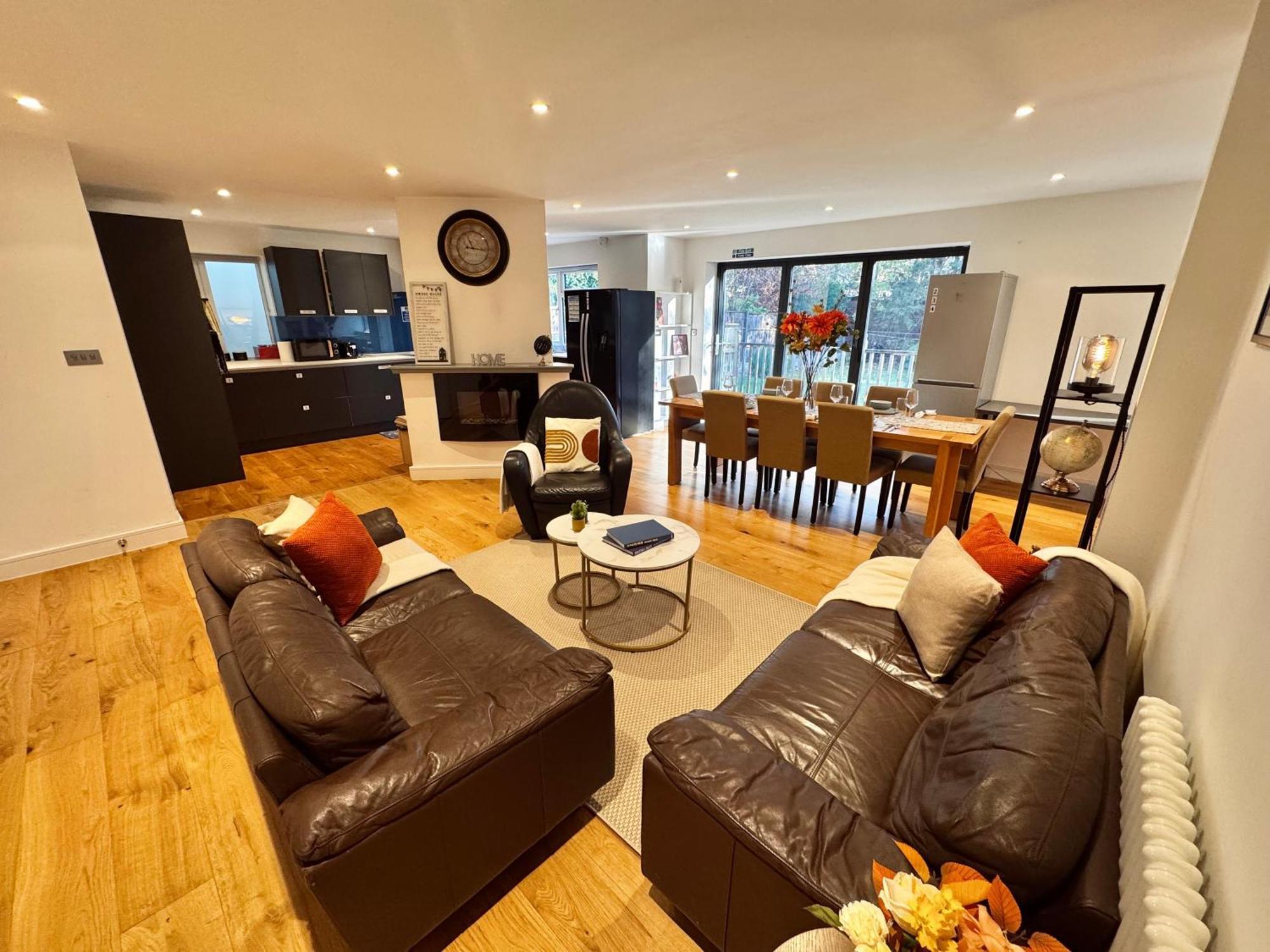 En-Suites With Free Parking 30Min To Central ロンドン エクステリア 写真