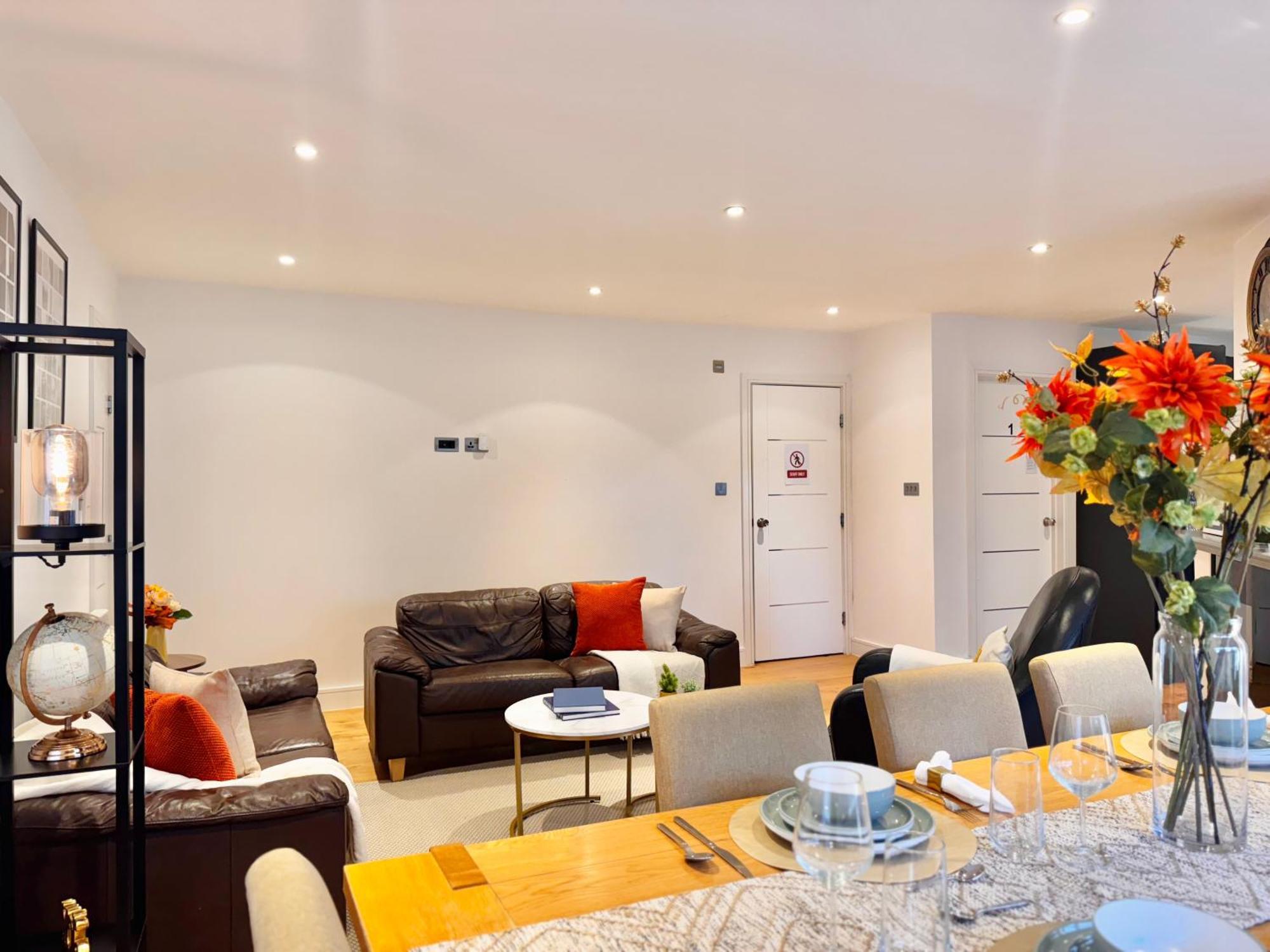 En-Suites With Free Parking 30Min To Central ロンドン エクステリア 写真