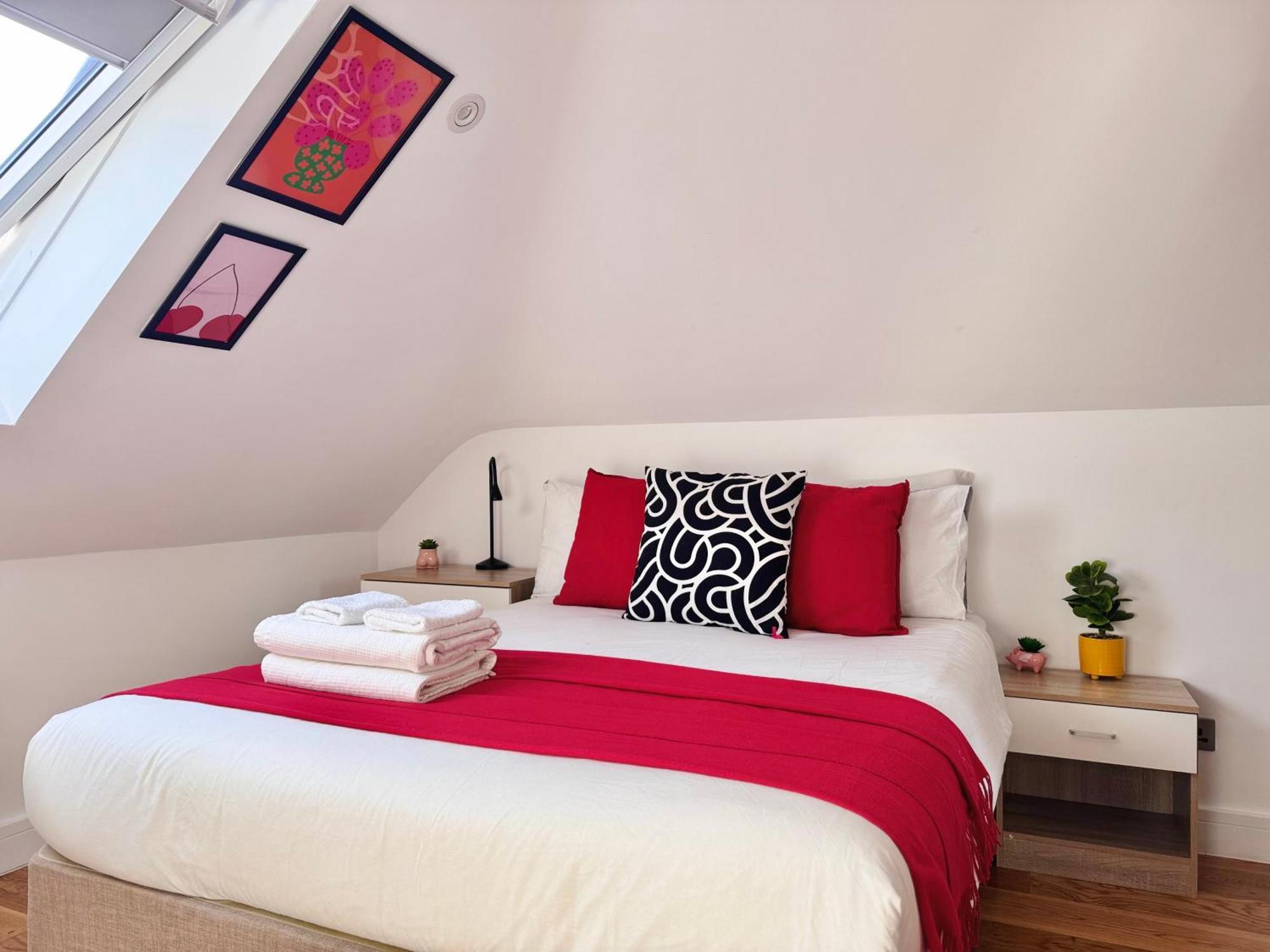 En-Suites With Free Parking 30Min To Central ロンドン エクステリア 写真