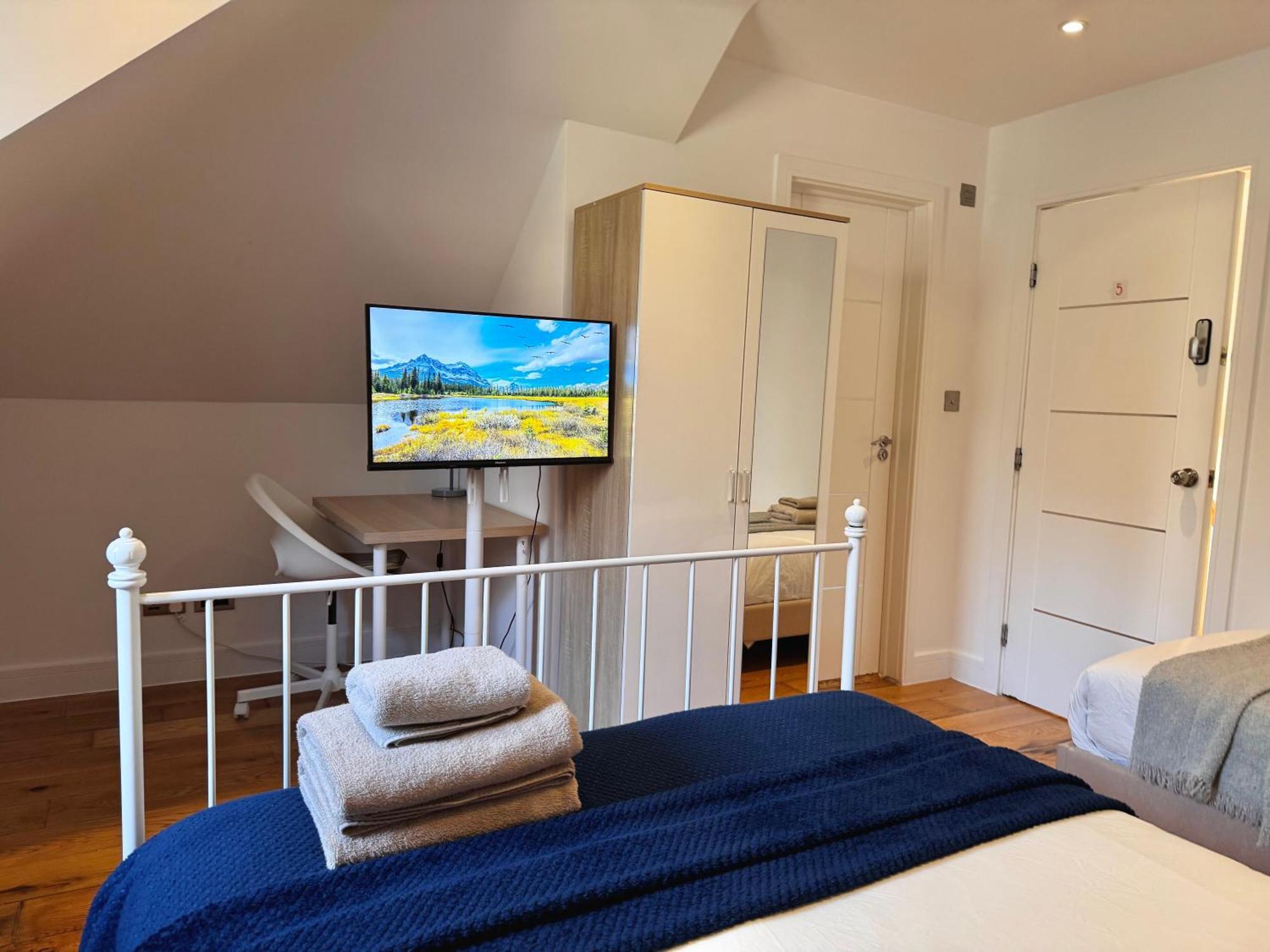 En-Suites With Free Parking 30Min To Central ロンドン エクステリア 写真